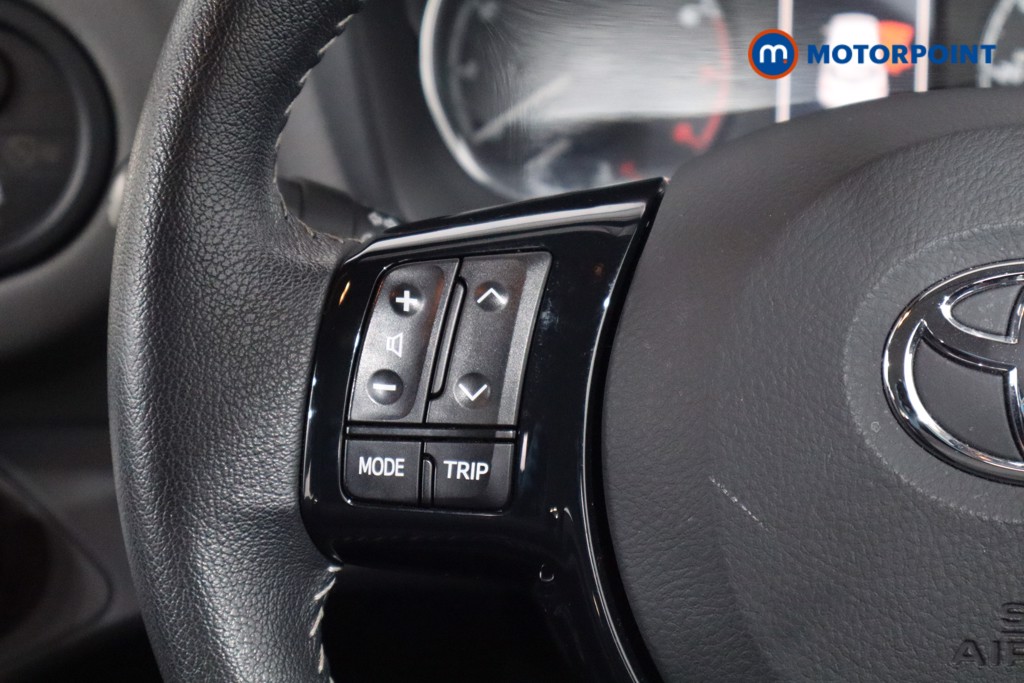 Toyota Yaris Icon Tech Manual Petrol Hatchback - Stock Number (1594670) - 7th supplementary image