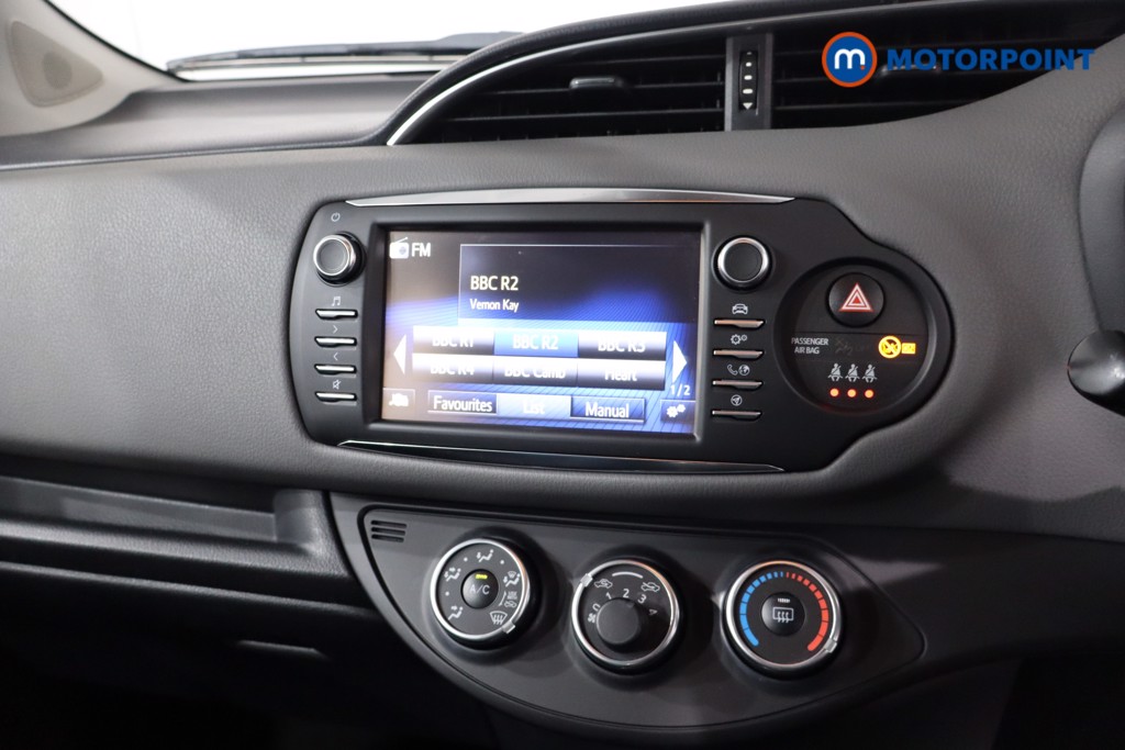 Toyota Yaris Icon Tech Manual Petrol Hatchback - Stock Number (1594670) - 15th supplementary image