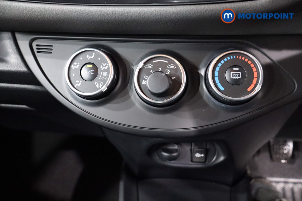 Toyota Yaris Icon Tech Manual Petrol Hatchback - Stock Number (1594670) - 16th supplementary image