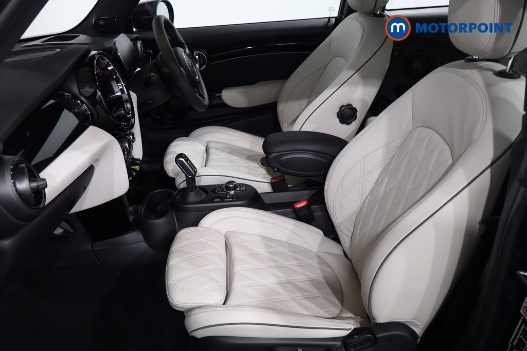 Mini Hatchback Cooper S Level 3 Automatic Electric Hatchback - Stock Number (1594846) - 4th supplementary image