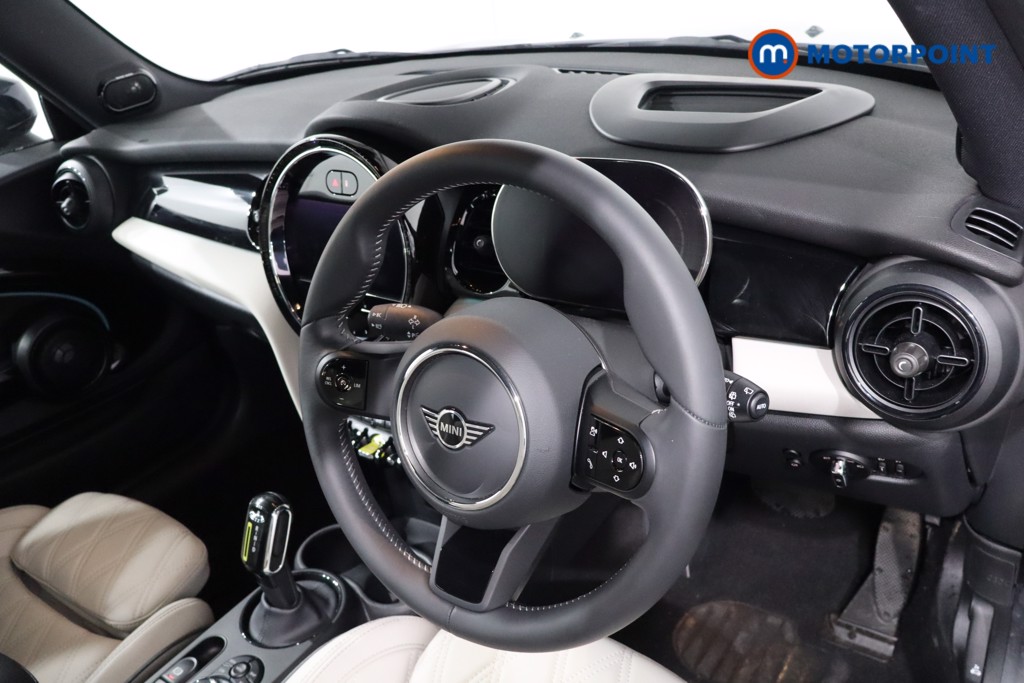 Mini Hatchback Cooper S Level 3 Automatic Electric Hatchback - Stock Number (1594846) - 23rd supplementary image