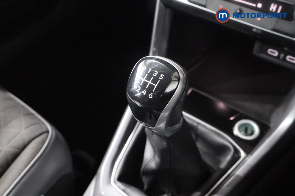 Volkswagen T-Cross SEL Manual Petrol SUV - Stock Number (1594854) - 5th supplementary image