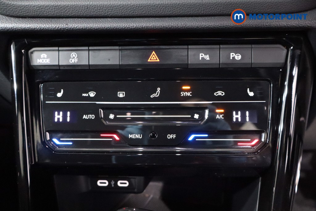 Volkswagen T-Roc R-Line Automatic Petrol SUV - Stock Number (1595142) - 16th supplementary image