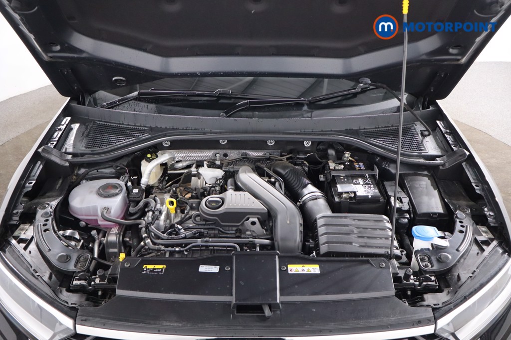 Volkswagen T-Roc R-Line Automatic Petrol SUV - Stock Number (1595142) - 32nd supplementary image