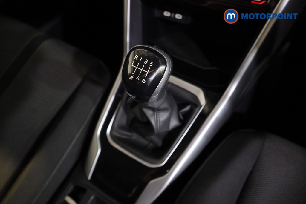 Volkswagen T-Roc Life Manual Petrol SUV - Stock Number (1595157) - 10th supplementary image