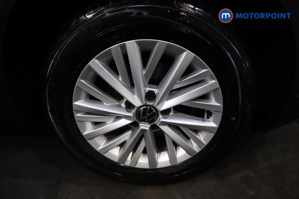 Volkswagen T-Roc Life Manual Petrol SUV - Stock Number (1595157) - 21st supplementary image