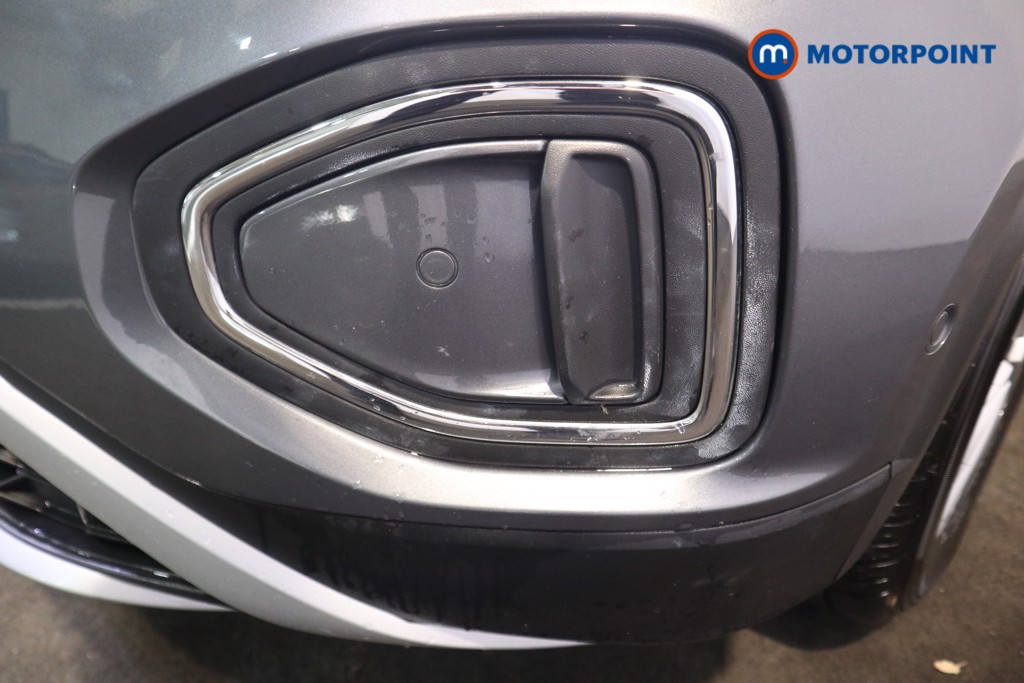 Volkswagen T-Roc Life Manual Petrol SUV - Stock Number (1595157) - 31st supplementary image