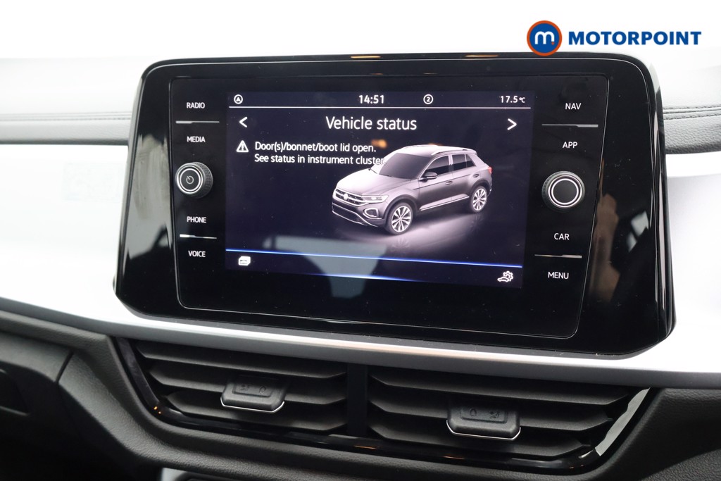 Volkswagen T-Roc Life Manual Petrol SUV - Stock Number (1595170) - 5th supplementary image