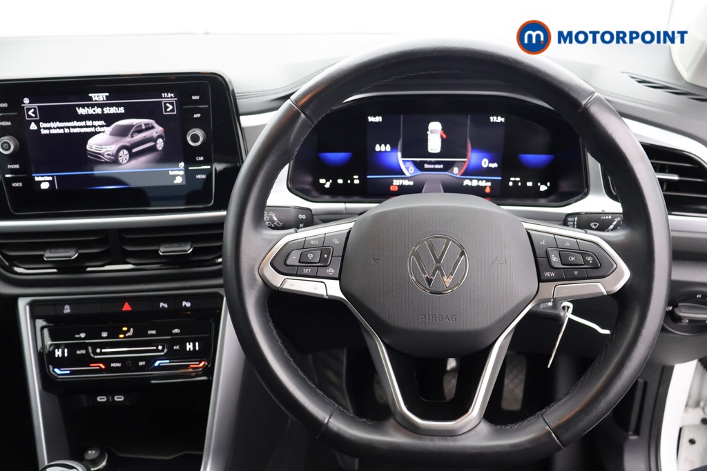 Volkswagen T-Roc Life Manual Petrol SUV - Stock Number (1595170) - 1st supplementary image