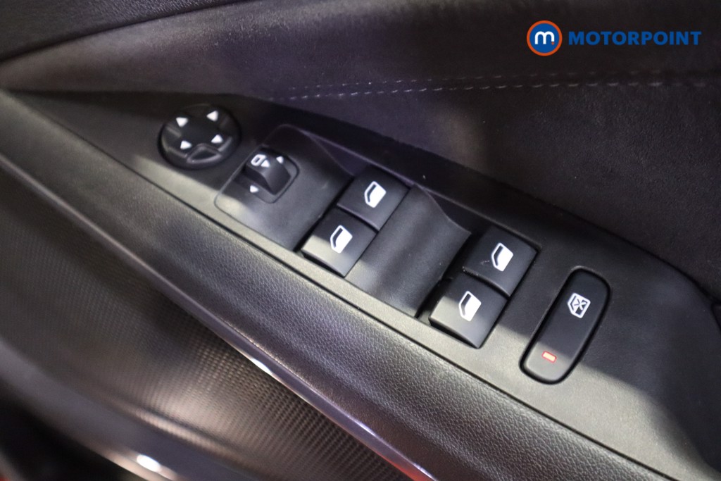 Vauxhall Crossland Ultimate Automatic Petrol SUV - Stock Number (1595236) - 12th supplementary image