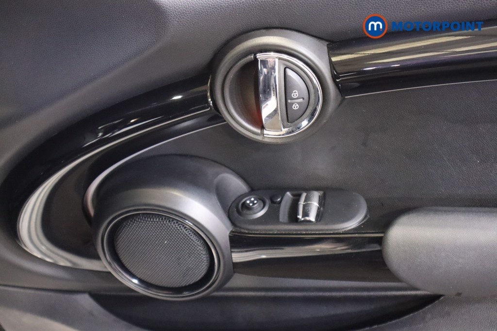 Mini Hatchback Cooper S Sport Manual Petrol Hatchback - Stock Number (1595339) - 12th supplementary image
