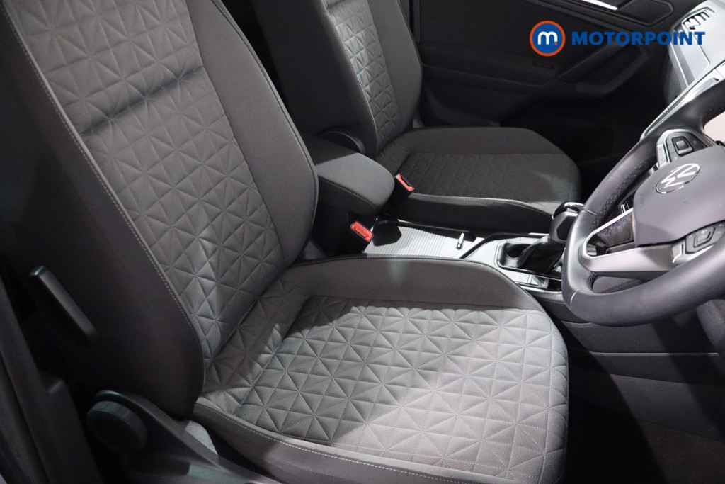 Volkswagen Tiguan Life Automatic Petrol SUV - Stock Number (1595368) - 23rd supplementary image