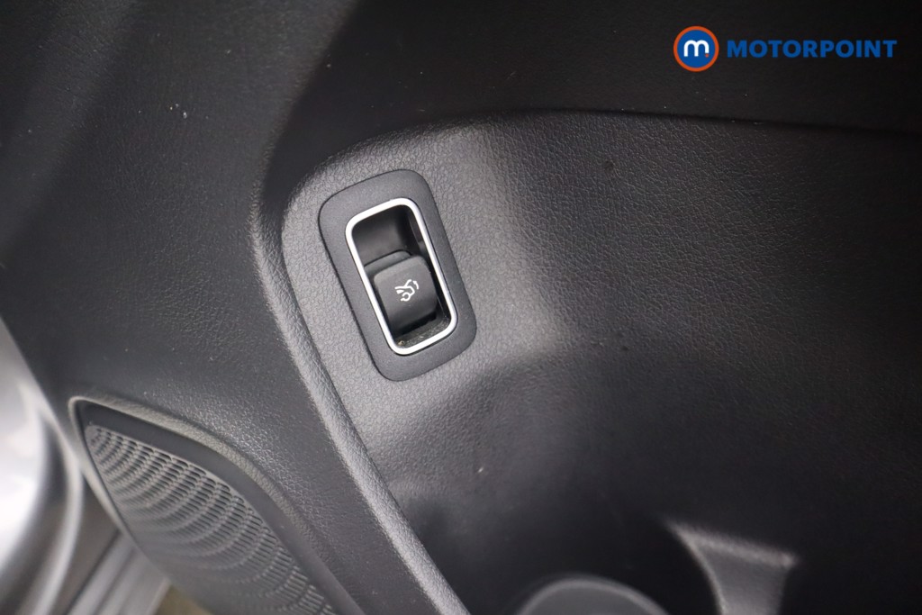 Mercedes-Benz A Class Sport Automatic Petrol Saloon - Stock Number (1595599) - 15th supplementary image