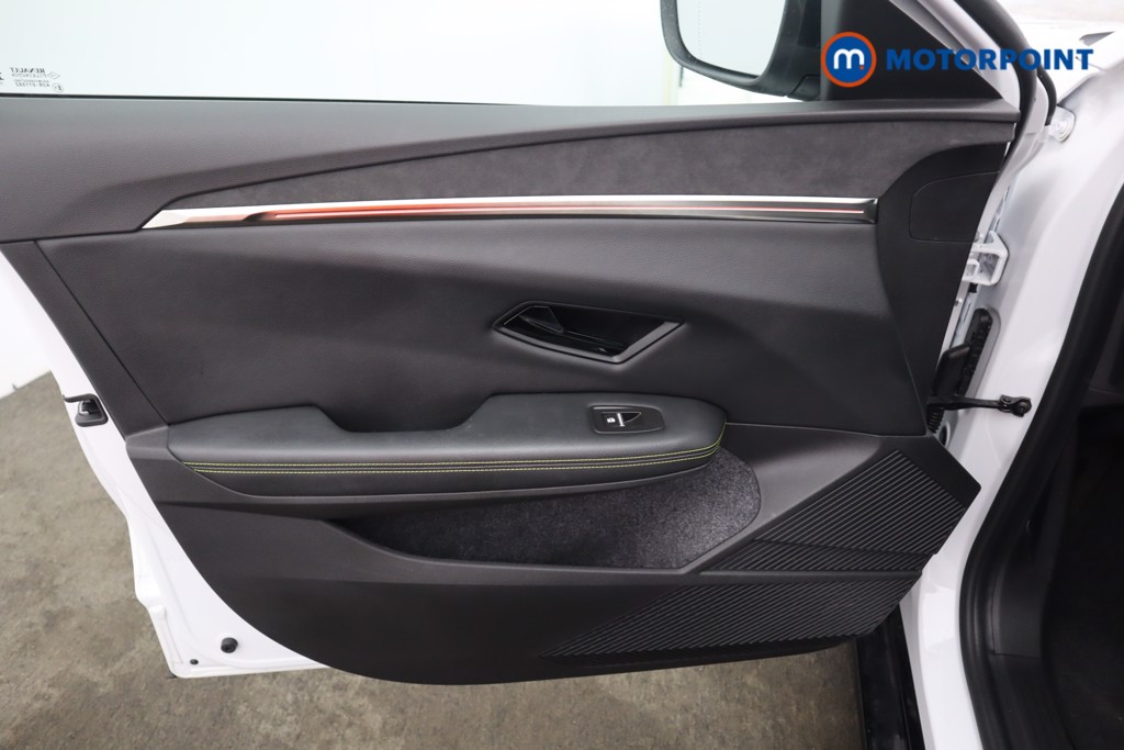 Renault Megane E-Tech Techno-Plus Automatic Electric Hatchback - Stock Number (1595703) - 29th supplementary image