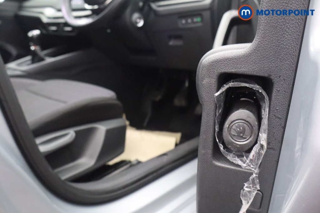 Skoda Octavia SE Manual Petrol Hatchback - Stock Number (1595749) - 29th supplementary image