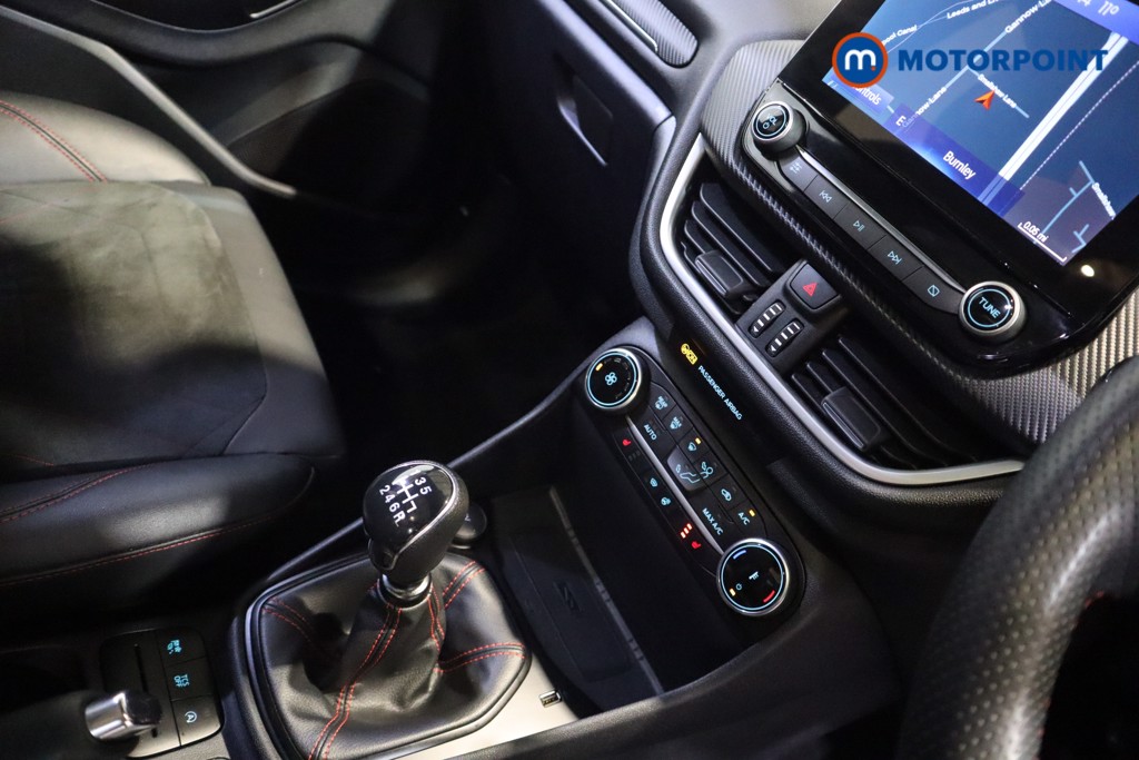 Ford Fiesta St-Line Vignale Manual Petrol Hatchback - Stock Number (1595770) - 8th supplementary image