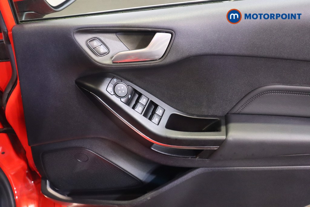 Ford Fiesta St-Line Vignale Manual Petrol Hatchback - Stock Number (1595770) - 10th supplementary image