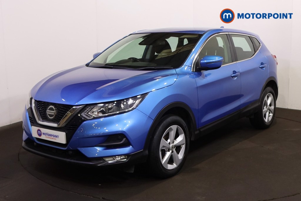 Nissan Qashqai Acenta Premium Manual Diesel SUV - Stock Number (1595927) - Passenger side front corner