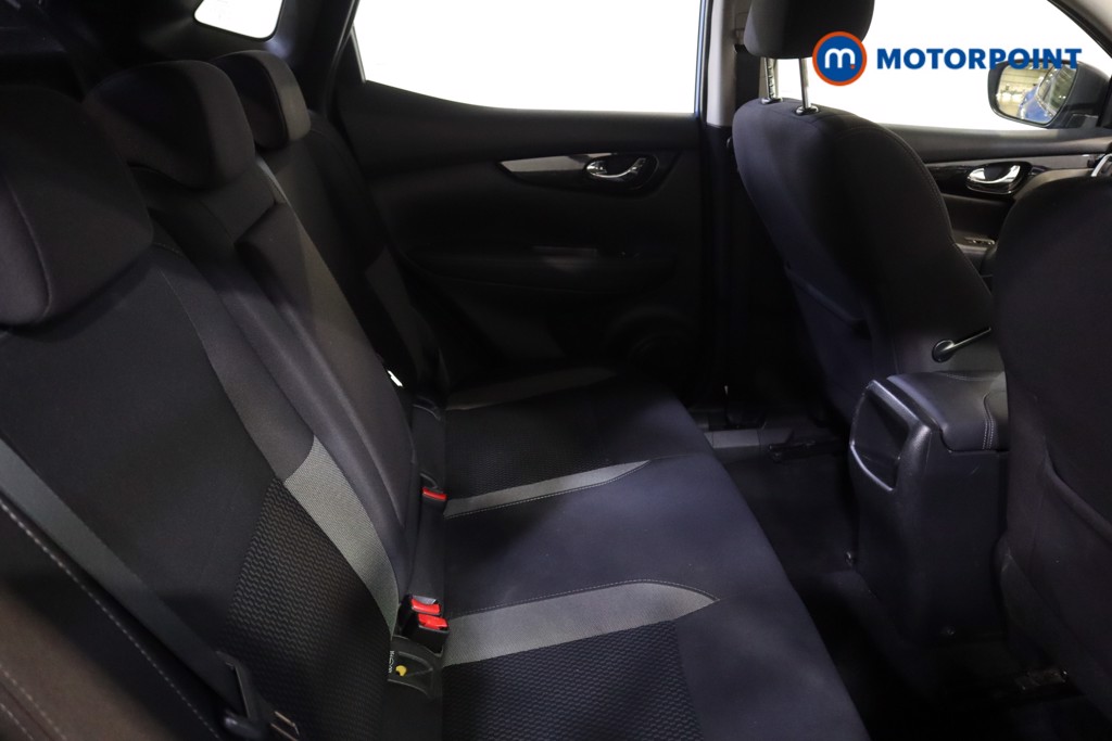 Nissan Qashqai Acenta Premium Manual Diesel SUV - Stock Number (1595927) - 18th supplementary image