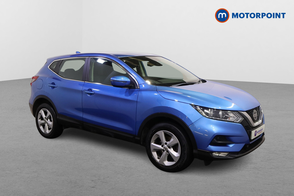 Nissan Qashqai Acenta Premium Manual Diesel SUV - Stock Number (1595927) - Drivers side front corner