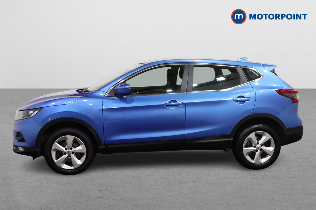 Nissan Qashqai Acenta Premium Manual Diesel SUV - Stock Number (1595927) - Passenger side