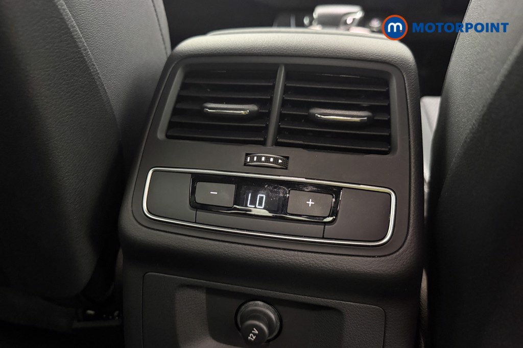 Audi A4 Black Edition Automatic Petrol Saloon - Stock Number (1595944) - 17th supplementary image