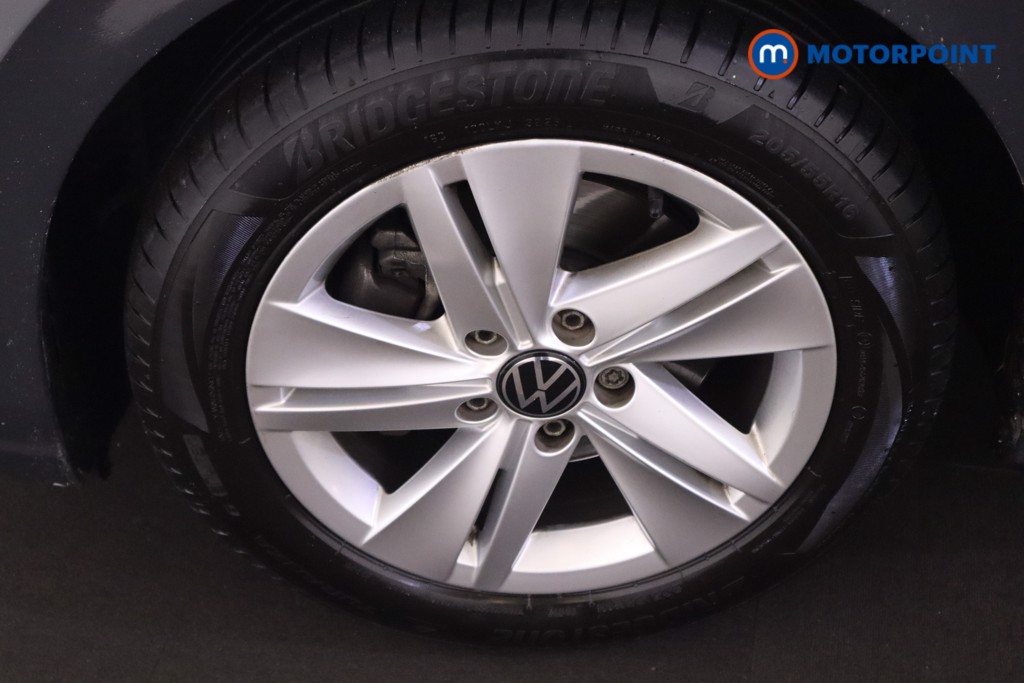 Volkswagen Golf Life Automatic Petrol Hatchback - Stock Number (1596152) - 23rd supplementary image