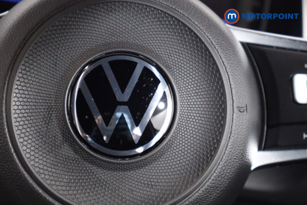 Volkswagen T-Roc R-Line Manual Petrol SUV - Stock Number (1596166) - 15th supplementary image