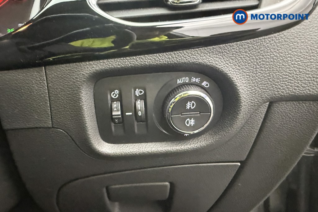 Vauxhall Astra Griffin Edition Manual Petrol Hatchback - Stock Number (1581689) - 18th supplementary image