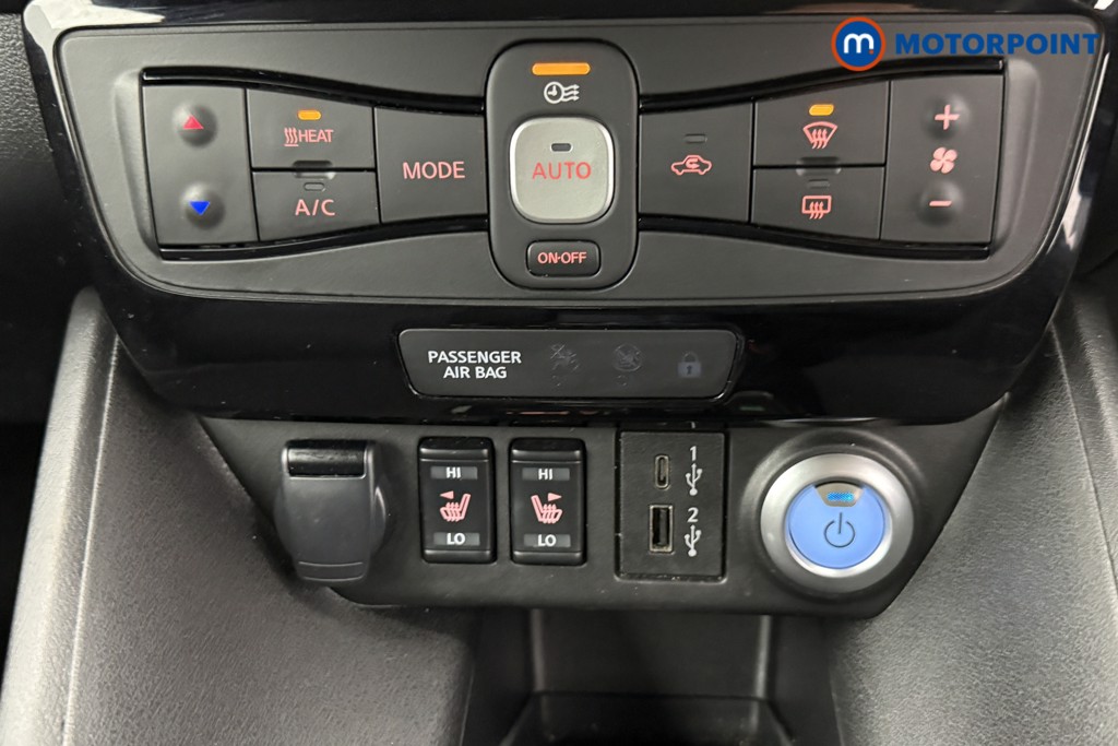 Nissan Leaf N-Connecta Automatic Electric Hatchback - Stock Number (1581940) - 11th supplementary image