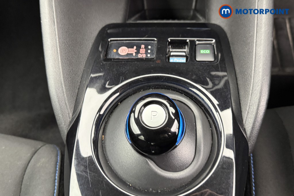 Nissan Leaf N-Connecta Automatic Electric Hatchback - Stock Number (1581940) - 12th supplementary image