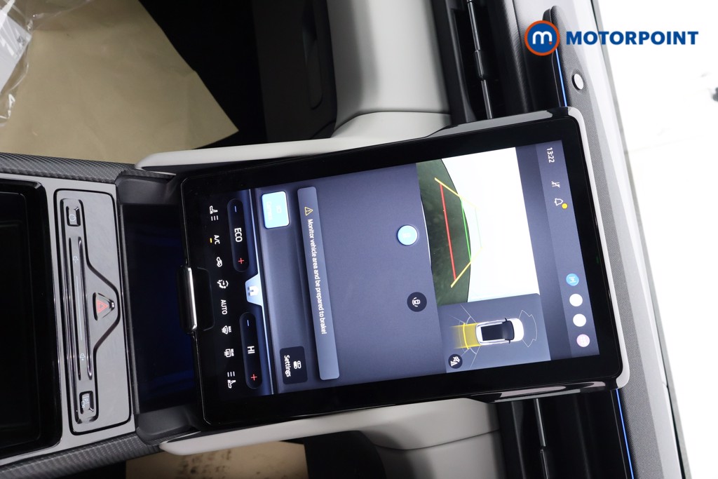 Ford Explorer Premium Automatic Electric SUV - Stock Number (1586087) - 9th supplementary image