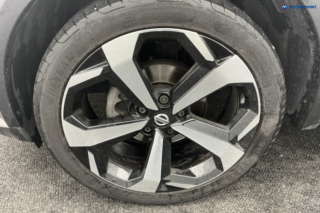 Nissan Juke Tekna Manual Petrol SUV - Stock Number (1587396) - 34th supplementary image