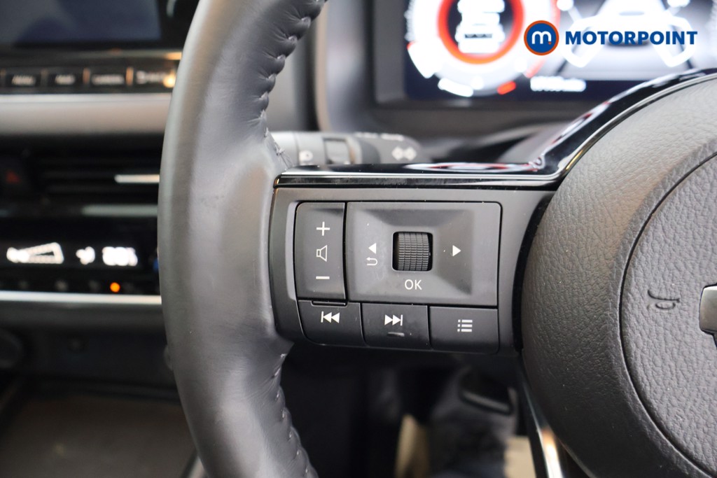 Nissan Qashqai Premiere Edition Manual Petrol SUV - Stock Number (1587747) - 2nd supplementary image