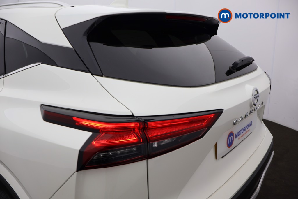 Nissan Qashqai Premiere Edition Manual Petrol SUV - Stock Number (1587747) - 25th supplementary image