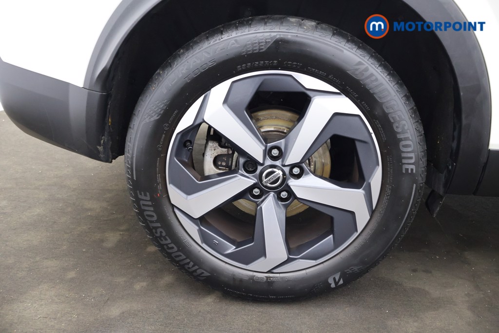 Nissan Qashqai Premiere Edition Manual Petrol SUV - Stock Number (1587747) - 28th supplementary image