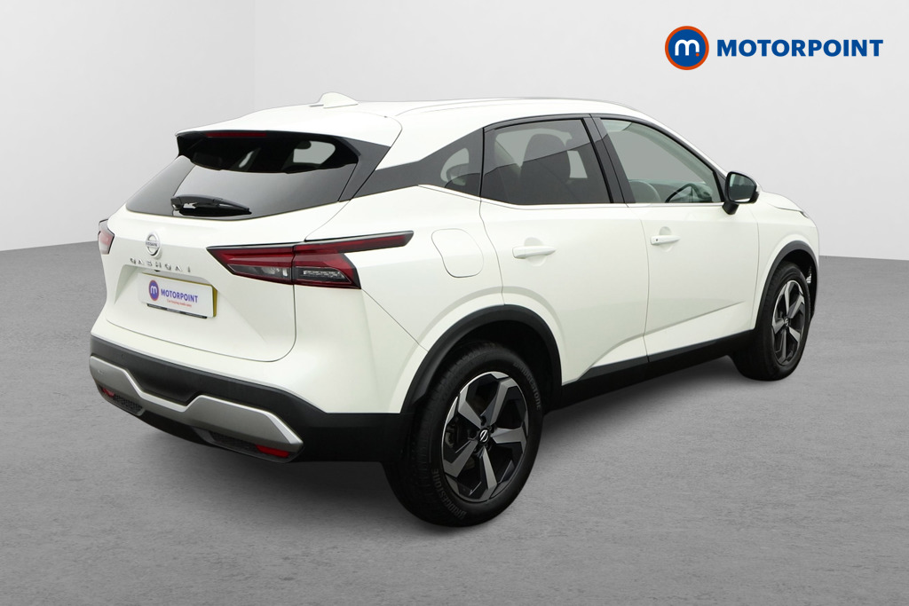 Nissan Qashqai Premiere Edition Manual Petrol SUV - Stock Number (1587747) - Drivers side rear corner