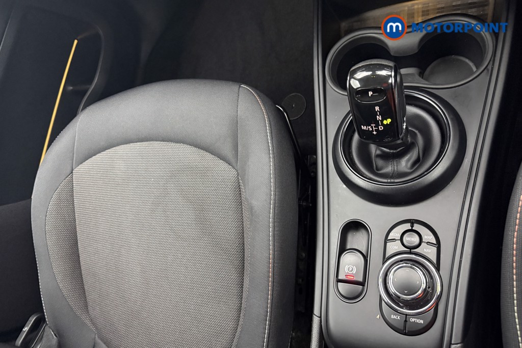 Mini Countryman Cooper Classic Automatic Petrol SUV - Stock Number (1588104) - 9th supplementary image