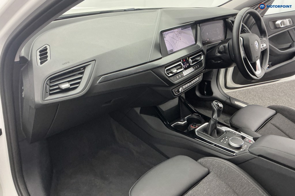 BMW 1 Series Sport Manual Petrol Hatchback - Stock Number (1588551) - 8th supplementary image