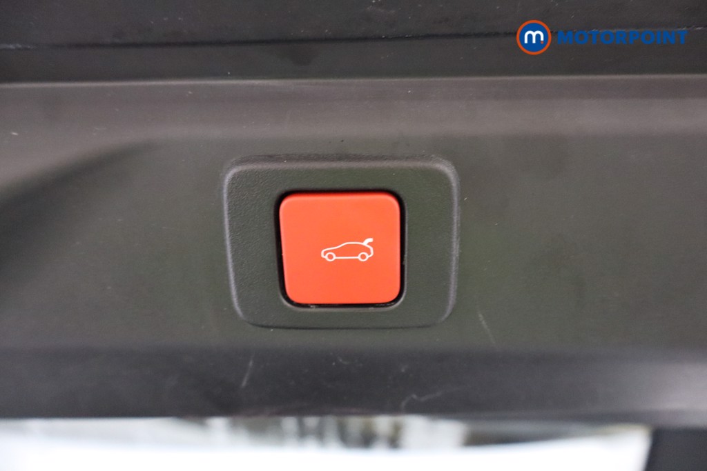 Peugeot 3008 GT Automatic Electric SUV - Stock Number (1590610) - 28th supplementary image