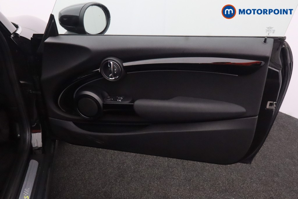 Mini Hatchback Cooper S Level 2 Automatic Electric Hatchback - Stock Number (1591531) - 12th supplementary image