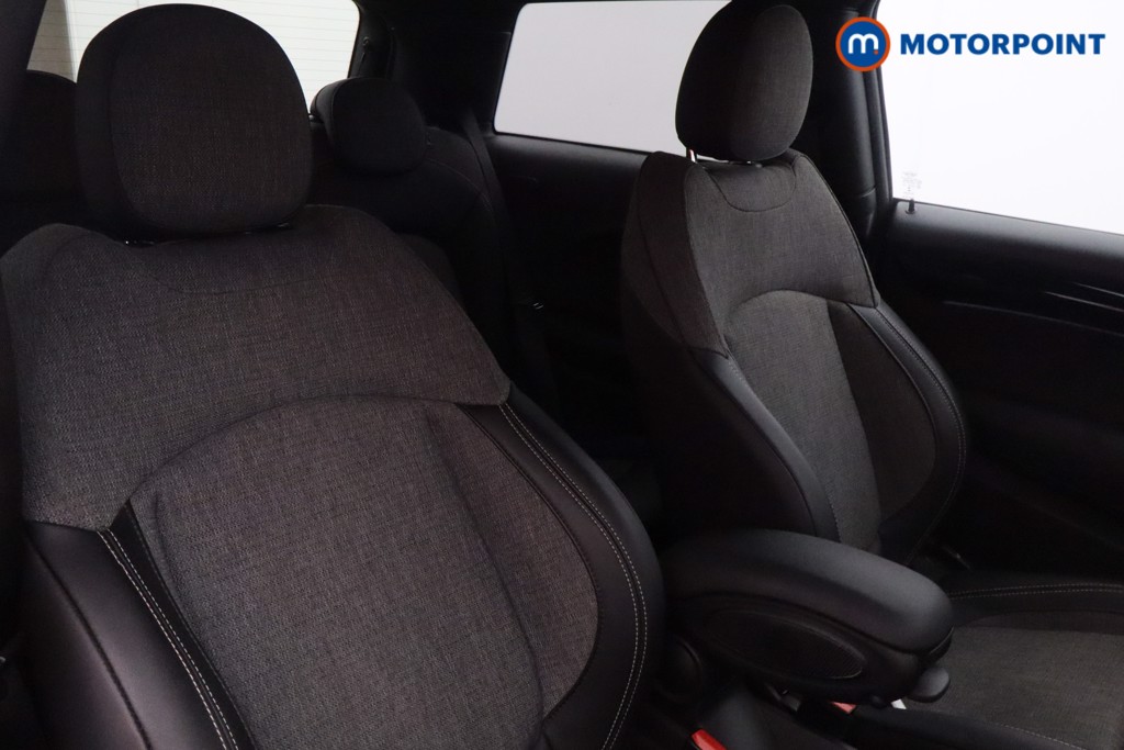 Mini Hatchback Cooper S Level 2 Automatic Electric Hatchback - Stock Number (1591531) - 14th supplementary image