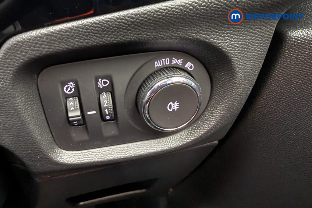 Vauxhall Corsa Design Automatic Petrol Hatchback - Stock Number (1592308) - 10th supplementary image