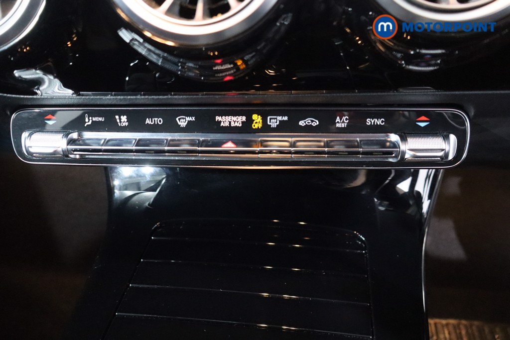 Mercedes-Benz A Class Amg Line Automatic Petrol Hatchback - Stock Number (1592917) - 21st supplementary image