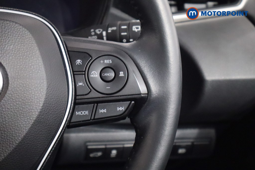 Toyota Corolla Excel Automatic Petrol-Electric Hybrid Estate - Stock Number (1593033) - 8th supplementary image