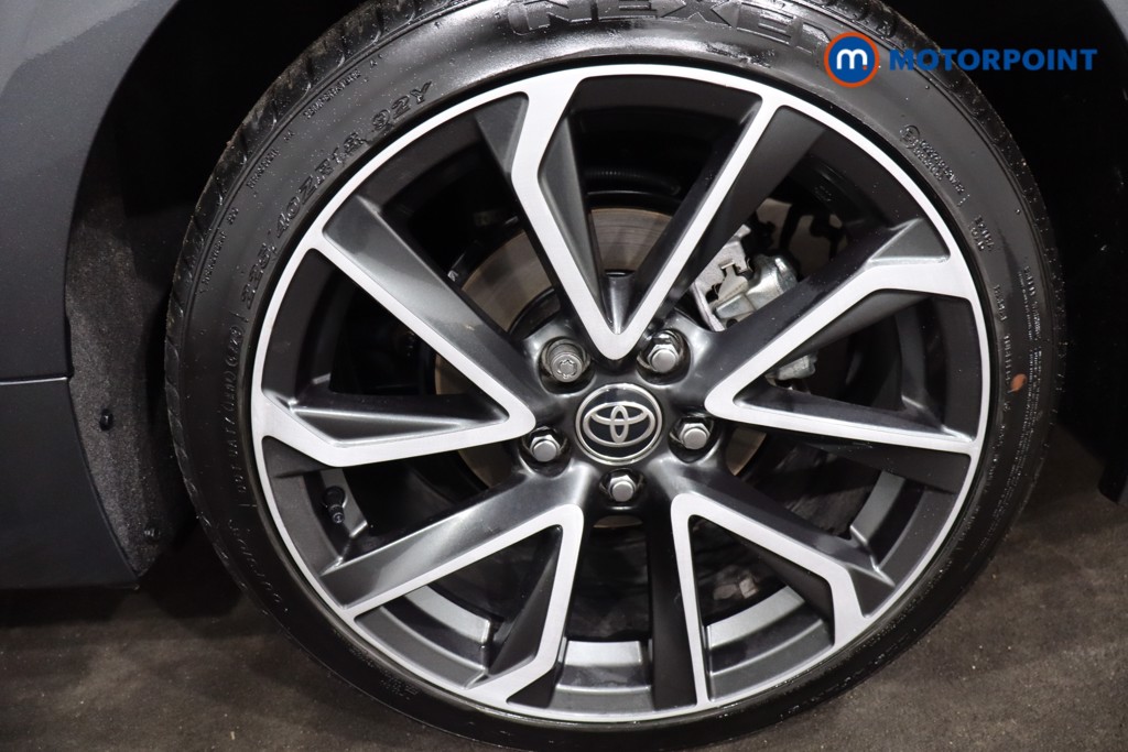 Toyota Corolla Excel Automatic Petrol-Electric Hybrid Estate - Stock Number (1593033) - 12th supplementary image