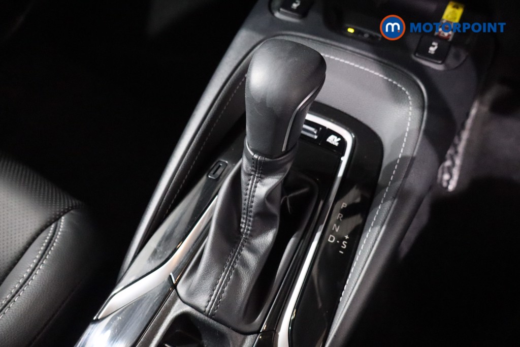 Toyota Corolla Excel Automatic Petrol-Electric Hybrid Estate - Stock Number (1593033) - 14th supplementary image