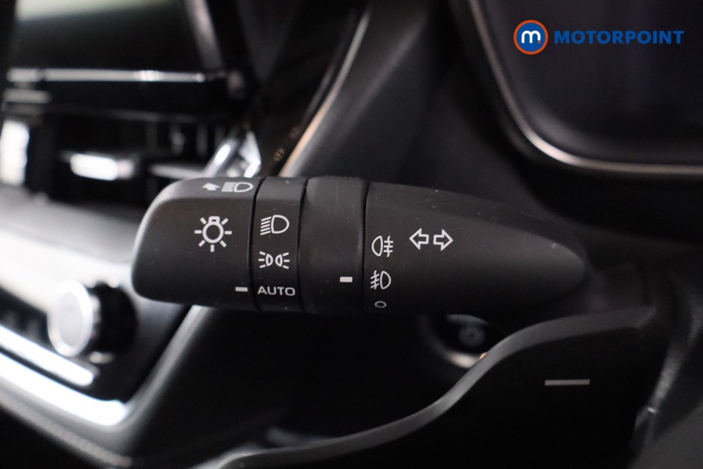 Toyota Corolla Excel Automatic Petrol-Electric Hybrid Estate - Stock Number (1593033) - 20th supplementary image