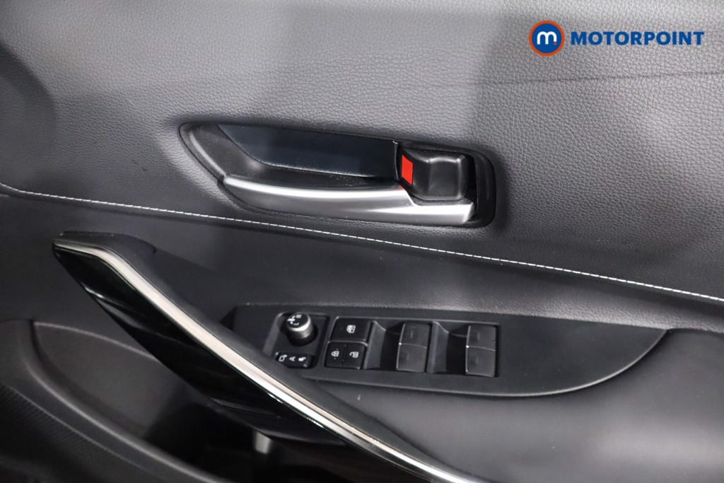 Toyota Corolla Excel Automatic Petrol-Electric Hybrid Estate - Stock Number (1593033) - 22nd supplementary image