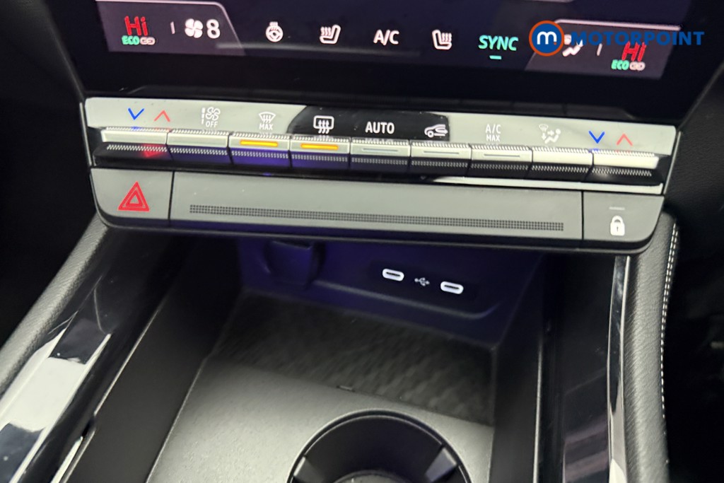 Renault Austral Iconic Esprit Alpine Automatic Petrol-Electric Hybrid SUV - Stock Number (1593797) - 8th supplementary image